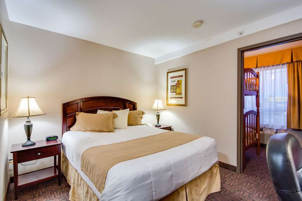 Peavine Inn & Suites High Prairie Room photo