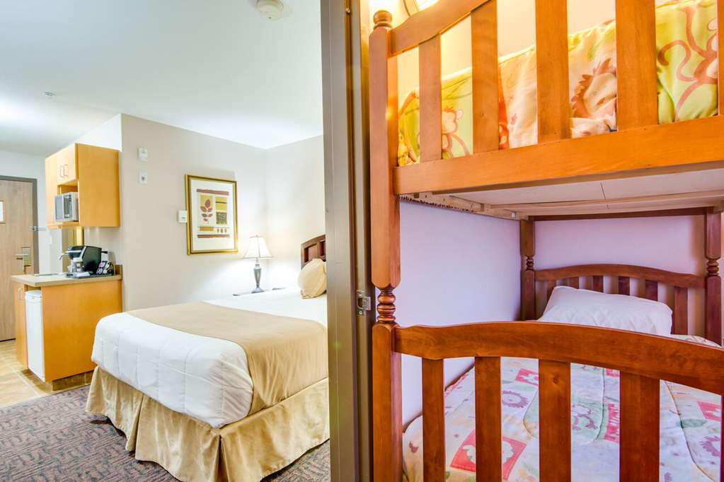 Peavine Inn & Suites High Prairie Room photo
