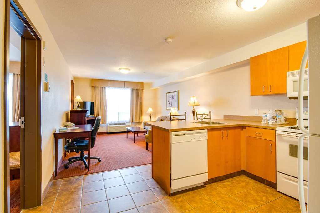 Peavine Inn & Suites High Prairie Room photo